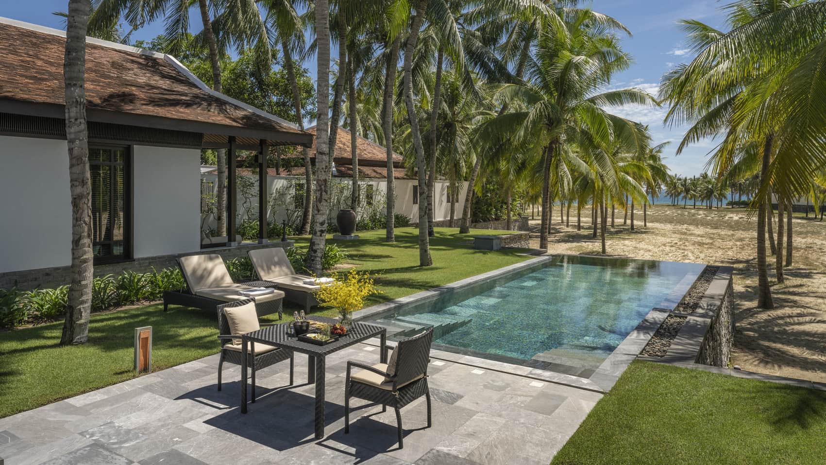 Four Seasons Resort the Nam Hai, Hoi an Vietnam